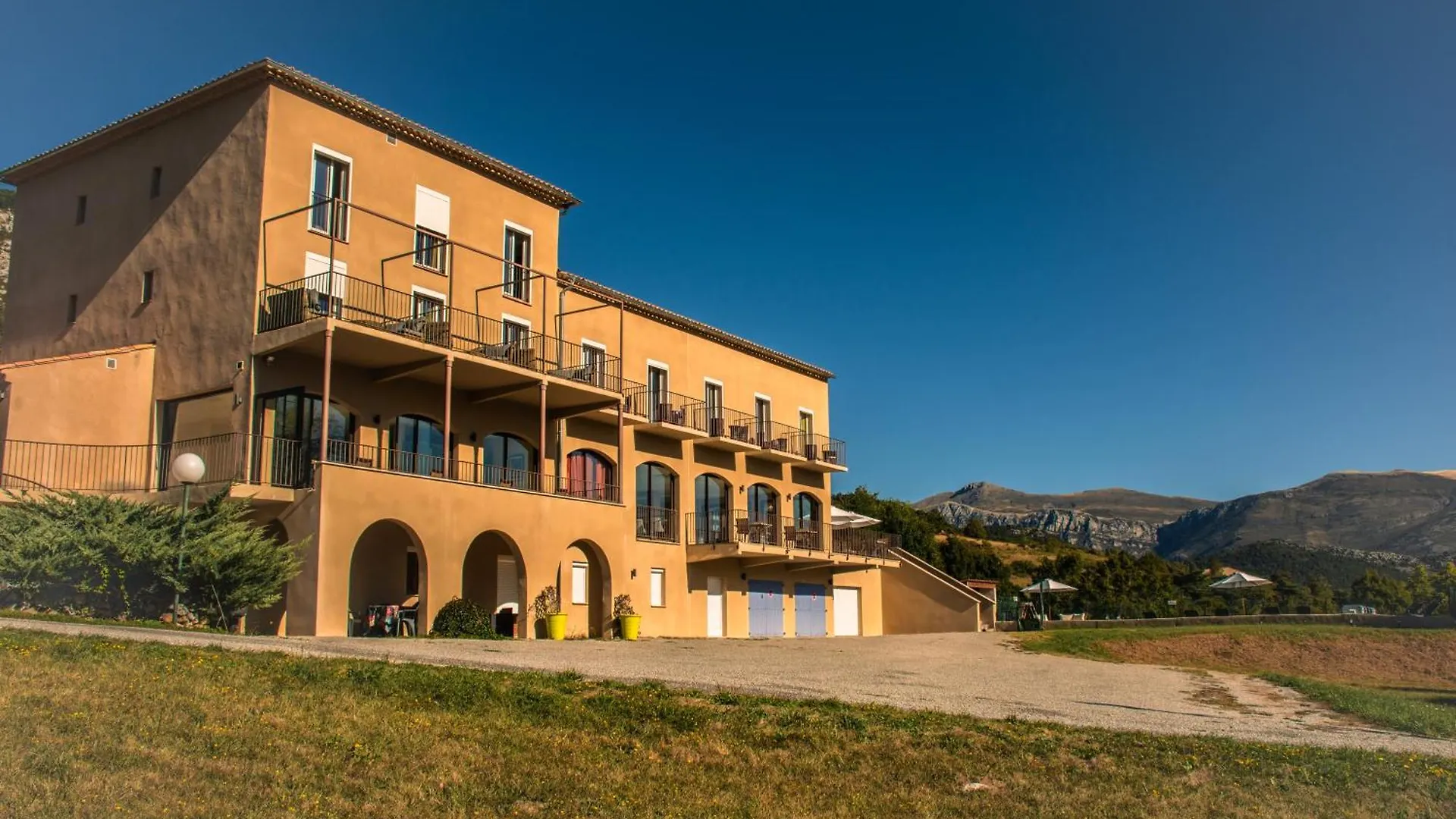 Hotel Le Panoramic - Votre Hotel Au Coeur Des Gorges Du Verdon La Palud-sur-Verdon